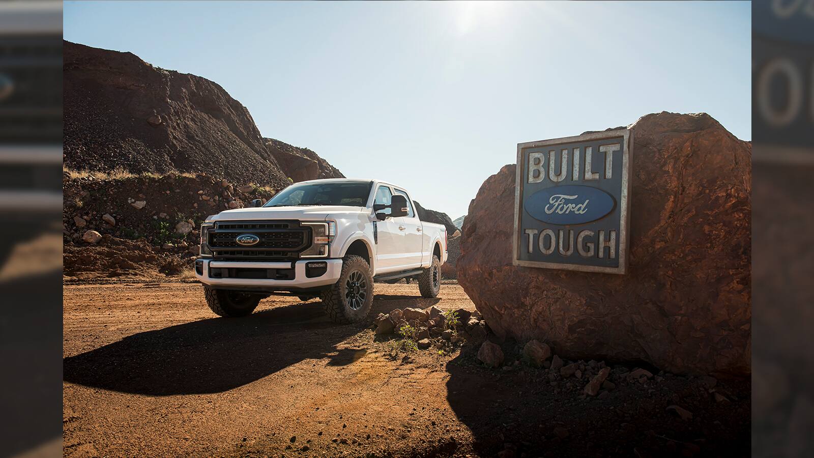 “(The Power Stroke diesel) transforms the Super Duty into a rocket ship.” – CarBuzz “(The Power Stroke diesel) transforms the Super Duty into a rocket ship.” – CarBuzz